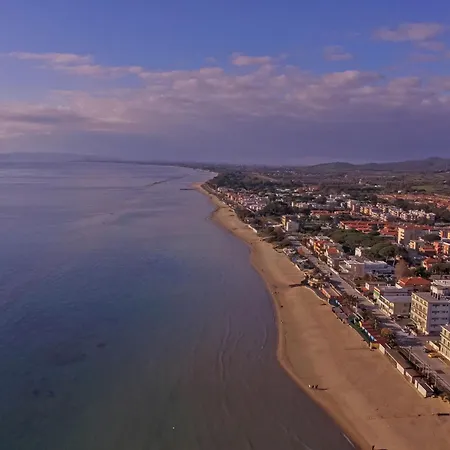 Palmaiola By Interhome * Follonica